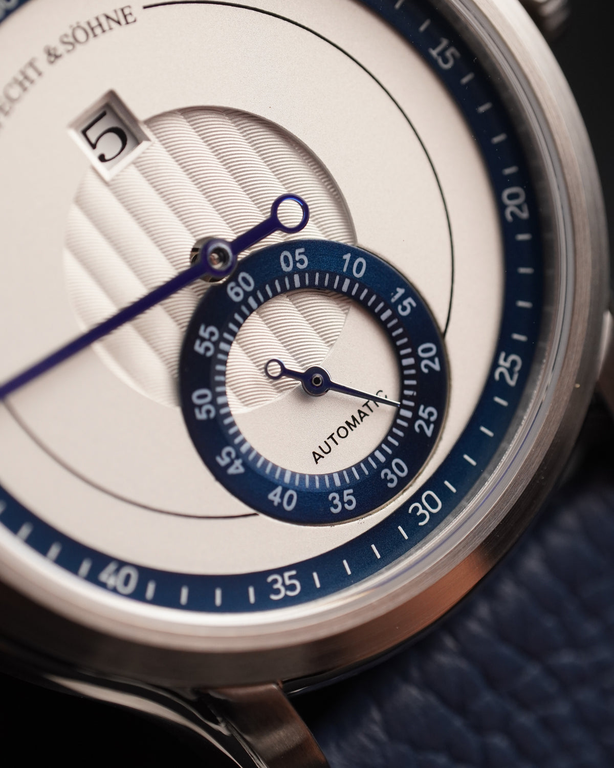 Specht & Söhne SP2652A Jump Hour Automatic